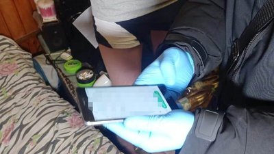 "Продавали" генератори військовим: на Вінниччині засуджені колонії займалися шахрайством "Продавали" генератори військовим: на Вінниччині засуджені колонії займалися шахрайством