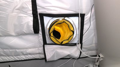 У Рівному відкрили перший пункт обігріву на вулиці. Як працюватиме та скільки таких буде У Рівному відкрили перший пункт обігріву на вулиці. Як працюватиме та скільки таких буде