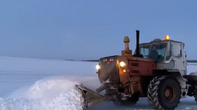 Дорожники Тернопільщини борються з переметами: ситуація на автошляхах Дорожники Тернопільщини борються з переметами: ситуація на автошляхах