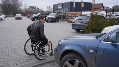 Курси водіння для ветеранів з інвалідністю