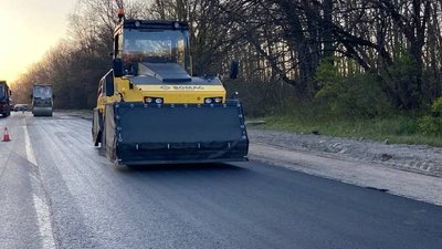 Ремонт харківської окружної: дорожники облаштували 30,7 км першого шару Ремонт харківської окружної: дорожники облаштували 30,7 км першого шару