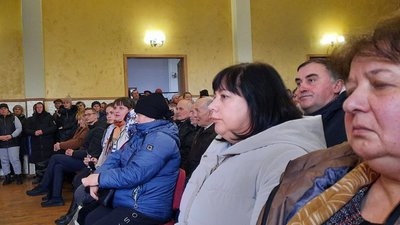 Представники ТЦК зустрілися з жителями Космача Представники ТЦК зустрілися з жителями Космача