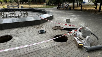 Фонтан на Соборному майдані Фонтан на Соборному майдані