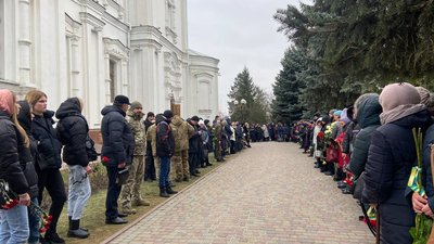 У Полтаві прощаються із Андрієм Кожем’яком, який загинув на Донеччині У Полтаві прощаються із Андрієм Кожем’яком, який загинув на Донеччині