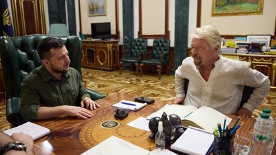 Говорили про відбудову "Мрії" та України: Бренсон зустрівся з Зеленським та Арахамією