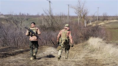 Російські окупанти обстрілюють позиції ЗСУ на північ від Харкова та південь від Ізюма — Генштаб