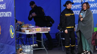 Армія РФ ударила ракетами по Дніпру. Що відбувається на місці подій