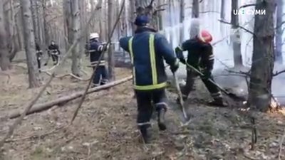 У Чорнобильській зоні в ліквідації пожежі задіяні 70 рятувальників Сумщини