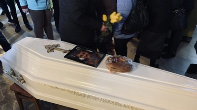 У Броварах поховали 13-річного хлопчика, якого розстріляли росіяни У Броварах поховали 13-річного хлопчика, якого розстріляли росіяни