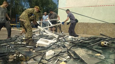 "Працюємо і будемо працювати". Директорка сумського училища розповіла, як працюватиме заклад після російського обстрілу "Працюємо і будемо працювати". Директорка сумського училища розповіла, як працюватиме заклад після російського обстрілу