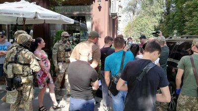 У центрі Черкас СБУ проводить спецоперацію