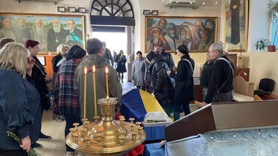 Херсон, прощання з бійцем Антоном Сіряєвим Херсон, прощання з бійцем Антоном Сіряєвим