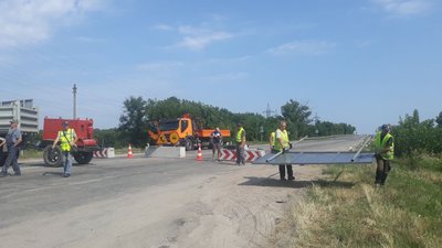 Дорогу, що сполучає Кропивницький та Нове, перекрили. Як об'їхати