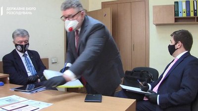 Порошенко у ДБР Порошенко у ДБР