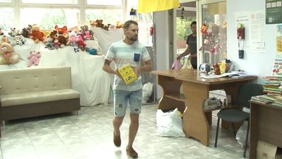У Черкаському гуманітарному центрі переселенки можуть отримати дитяче харчування У Черкаському гуманітарному центрі переселенки можуть отримати дитяче харчування