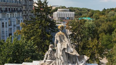 Чому колаборації важливі – гайд від Ольги Балашової для українських культурних інституцій Чому колаборації важливі – гайд від Ольги Балашової для українських культурних інституцій