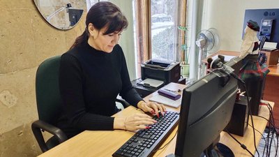 Планую залишитись в Хмельницькому назавжди. Історія переселенки Яни Мезенцевої Планую залишитись в Хмельницькому назавжди. Історія переселенки Яни Мезенцевої