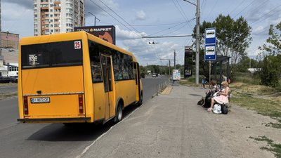 Проєкти капремонту зупинок у Полтаві відкоригують за майже 1 мільйон гривень