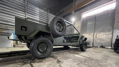 Поїде під Авдіївку. Миколаївські автомайстри відправили на фронт 35-й переобладнаний автомобіль Поїде під Авдіївку. Миколаївські автомайстри відправили на фронт 35-й переобладнаний автомобіль