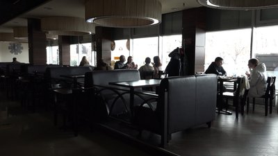 Генератори, акумулятори, свічки: як у Житомирі працює малий бізнес під час відключень електроенергії Генератори, акумулятори, свічки: як у Житомирі працює малий бізнес під час відключень електроенергії