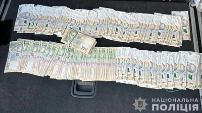 Розмитнював каву за винагороду: посадовця Київської митниці затримали на хабарі