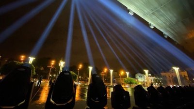 Промені в небо: Харків приєднався до акції "Стоп культурний карантин"