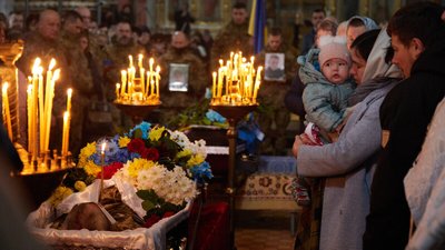 У Луцьку попрощалися з двома загиблими військовослужбовцями У Луцьку попрощалися з двома загиблими військовослужбовцями