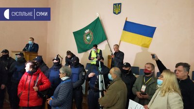 На Сумщині депутати проголосували за дострокове припинення повноважень міського голови Лебедина На Сумщині депутати проголосували за дострокове припинення повноважень міського голови Лебедина