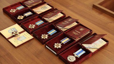 Державні нагороди родинам полеглих оборонців