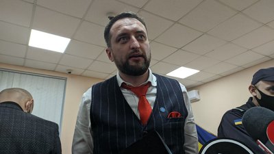 Адвокати Стерненка знову подаватимуть апеляцію щодо зміни запобіжного заходу Адвокати Стерненка знову подаватимуть апеляцію щодо зміни запобіжного заходу