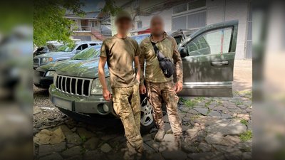17 вантажівок гуманітарної допомоги: зникли чи ні? Позиція волонтера Романа Коломійця, Чернігівської ОВА та облради 17 вантажівок гуманітарної допомоги: зникли чи ні? Позиція волонтера Романа Коломійця, Чернігівської ОВА та облради