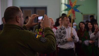 Військовослужбовці Тернопільщини зустріли Святвечір з кутею і колядою Військовослужбовці Тернопільщини зустріли Святвечір з кутею і колядою