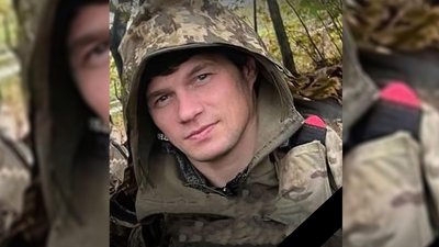 На Чернігівщині попрощалися з п'ятьма солдатами, які загинули на сході України На Чернігівщині попрощалися з п'ятьма солдатами, які загинули на сході України