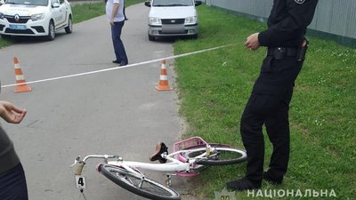 ДТП на Хмельниччині: під колеса автівки потрапила дитина