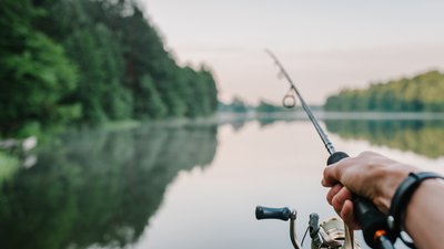 Чоловік на риболовлі 23 травня 2024 рік