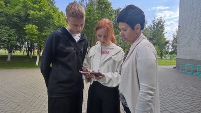 Замість випускного – допомогли ЗСУ: у Луцьку одинадцятикласники придбали генератор для військових Замість випускного – допомогли ЗСУ: у Луцьку одинадцятикласники придбали генератор для військових