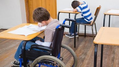 Дніпро, як і область у цілому, є одним із лідерів у впровадженні інклюзивної освіти в Україні