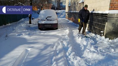 Снігопади на Сумщині: протягом доби сталась 21 автомобільна аварія Снігопади на Сумщині: протягом доби сталась 21 автомобільна аварія
