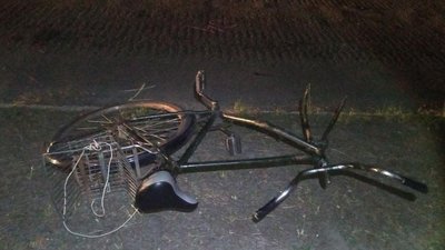 На Житомирщині мотоцикліст збив велосипедиста, обидва водії в реанімації