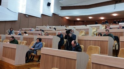 Депутати Сумської облради підтримали звернення щодо розірвання договорів з УПЦ Депутати Сумської облради підтримали звернення щодо розірвання договорів з УПЦ