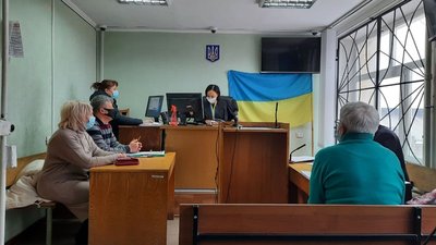 У Кропивницькому розпочався суд у справі директорки школи, яку підозрюють у смертельній аварії
