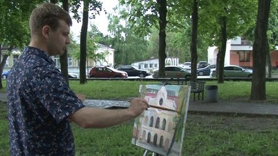 Художник Іван Герцунь пише картини на вулицях Полтави Художник Іван Герцунь пише картини на вулицях Полтави