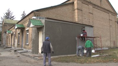 На Черкащині ремонтують будинок культури, у якому обвалилась стеля На Черкащині ремонтують будинок культури, у якому обвалилась стеля