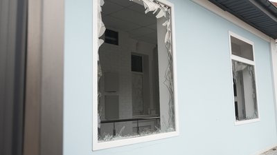 Руйнування та пошкодження у шести громадах: що відомо про обстріли Сумщини за добу