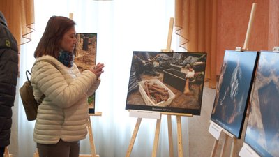 Виставка польського фотографа документаліста "Не тільки Катинь..." експонується у Луцьку Виставка польського фотографа документаліста "Не тільки Катинь..." експонується у Луцьку