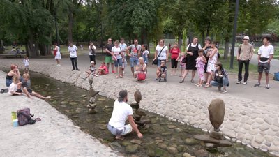 Той, хто чує енергію каменів. Історія харків'янина Дмитра Коврижкіна про баланс та скульптури Той, хто чує енергію каменів. Історія харків'янина Дмитра Коврижкіна про баланс та скульптури