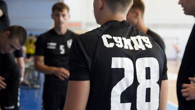 Сум'яни стартували на гандбольному турнірі у Києві