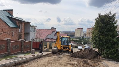 На ремонти доріг у Хмельницькому заплановано майже 60 мільйонів. Де проведуть найзначніші