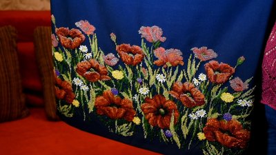 Сукня, вишита бісером Сукня, вишита бісером