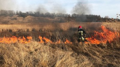 За добу на Черкащині сталися майже чотири десятки пожеж